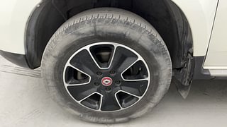 Used 2016 Renault Duster [2015-2019] 110 PS RXZ 4X4 MT Diesel Manual tyres LEFT FRONT TYRE RIM VIEW
