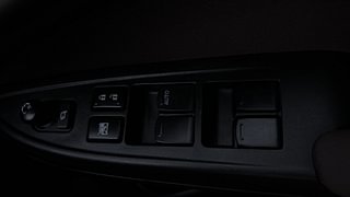 Used 2024 maruti-suzuki Fronx Delta Plus 1.2L AMT Petrol Automatic top_features Power windows
