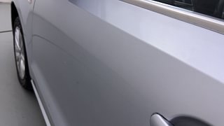 Used 2013 Volkswagen Polo [2010-2014] Highline 1.2 (D) Diesel Manual dents MINOR DENT