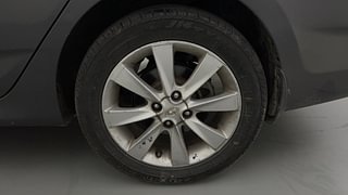Used 2013 Hyundai Verna [2011-2015] Fluidic 1.6 VTVT SX Petrol Manual tyres LEFT REAR TYRE RIM VIEW