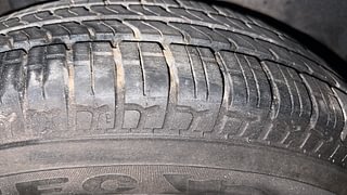 Used 2014 hyundai i10 Sportz 1.1 Petrol Petrol Manual tyres LEFT REAR TYRE TREAD VIEW