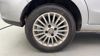 Used 2015 Tata Zest [2014-2019] XT Petrol Petrol Manual tyres RIGHT REAR TYRE RIM VIEW