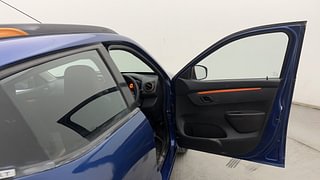 Used 2019 Renault Kwid [2017-2019] CLIMBER 1.0 AMT Petrol Automatic interior RIGHT FRONT DOOR OPEN VIEW