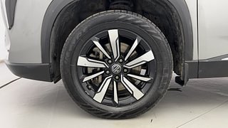 Used 2020 MG Motors Hector Plus Sharp 1.5 Petrol Turbo Hybrid MT 6-STR Petrol Manual tyres LEFT FRONT TYRE RIM VIEW