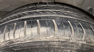 Used 2011 Toyota Etios [2010-2017] V Petrol Manual tyres RIGHT REAR TYRE TREAD VIEW