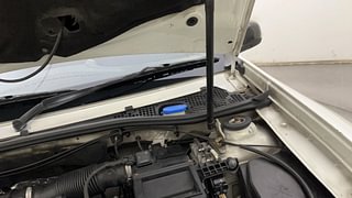 Used 2016 Renault Duster [2015-2019] 110 PS RXZ 4X4 MT Diesel Manual engine ENGINE LEFT SIDE HINGE & APRON VIEW