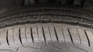 Used 2021 Renault Kiger RXZ 1.0 Turbo MT Petrol Manual tyres LEFT FRONT TYRE TREAD VIEW