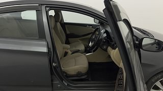 Used 2013 Hyundai Verna [2011-2015] Fluidic 1.6 VTVT SX Petrol Manual interior RIGHT SIDE FRONT DOOR CABIN VIEW