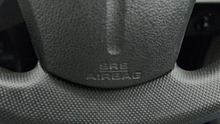 Used 2011 Toyota Etios [2010-2017] V Petrol Manual top_features Airbags