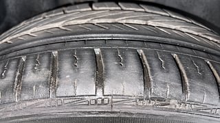 Used 2013 Volkswagen Polo [2010-2014] Highline 1.2 (D) Diesel Manual tyres RIGHT REAR TYRE TREAD VIEW