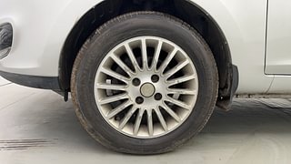 Used 2015 Tata Zest [2014-2019] XT Petrol Petrol Manual tyres LEFT FRONT TYRE RIM VIEW
