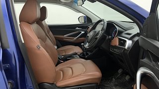 Used 2021 MG Motors Hector Plus Sharp 2.0 Diesel Turbo MT 6-STR Diesel Manual interior RIGHT SIDE FRONT DOOR CABIN VIEW