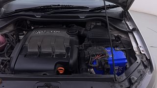 Used 2013 Volkswagen Polo [2010-2014] Highline 1.2 (D) Diesel Manual engine ENGINE LEFT SIDE VIEW