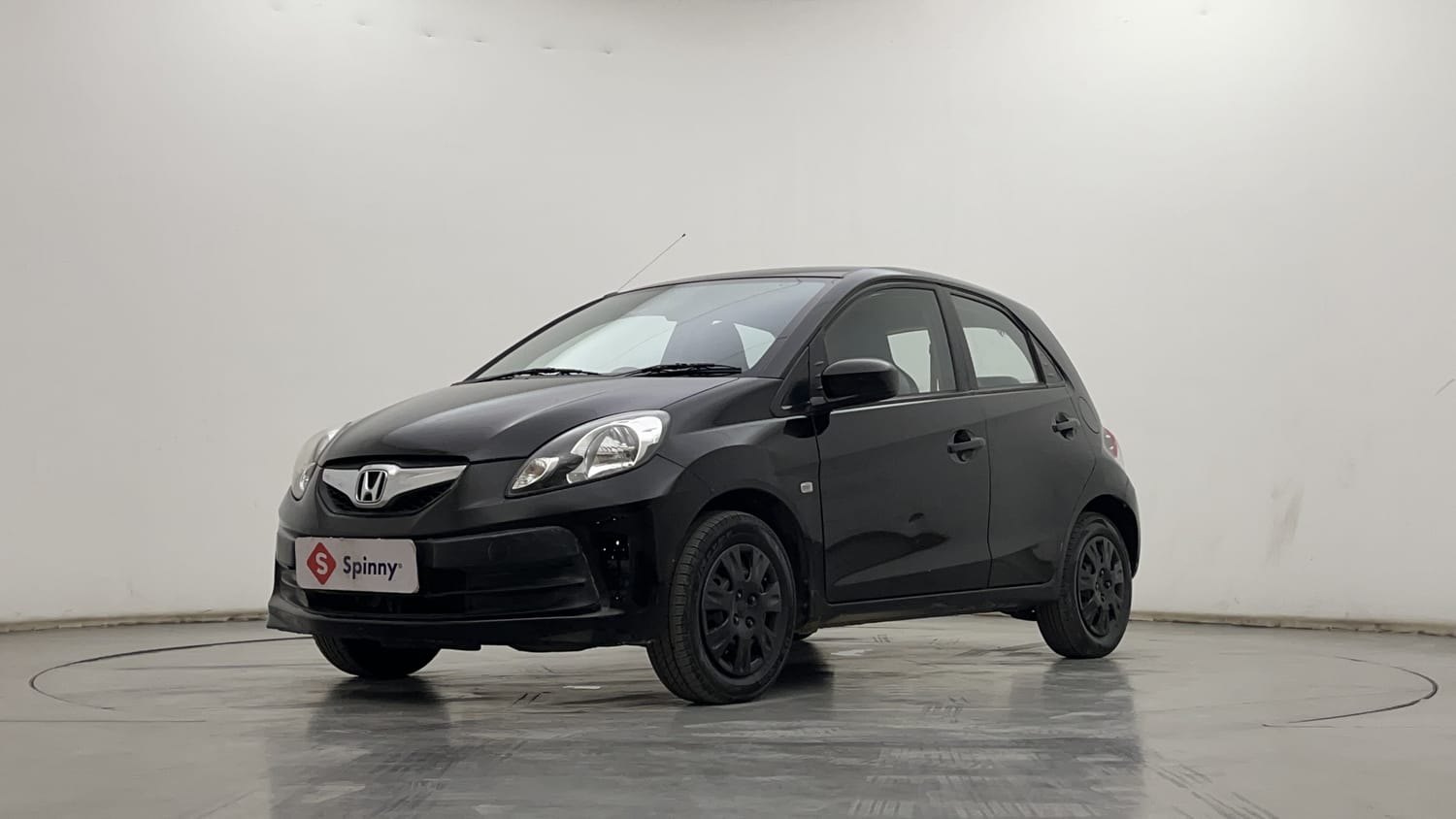 LEFT FRONT CORNER VIEW