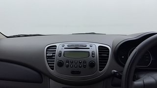 Used 2014 hyundai i10 Sportz 1.1 Petrol Petrol Manual top_features Integrated (in-dash) music system