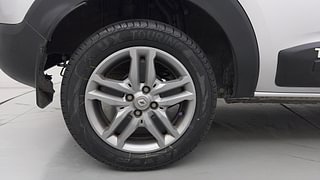 Used 2020 Renault Triber RXZ AMT Petrol Automatic tyres RIGHT REAR TYRE RIM VIEW