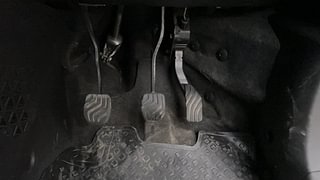 Used 2021 Renault Kiger RXZ 1.0 Turbo MT Petrol Manual interior PEDALS VIEW