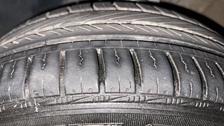 Used 2013 Volkswagen Polo [2010-2014] Highline 1.2 (D) Diesel Manual tyres LEFT FRONT TYRE TREAD VIEW