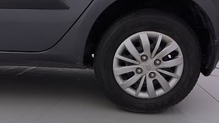 Used 2014 hyundai i10 Sportz 1.1 Petrol Petrol Manual tyres LEFT REAR TYRE RIM VIEW