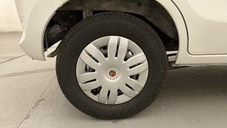 Used 2013 Maruti Suzuki Alto 800 Lxi Petrol Manual tyres RIGHT REAR TYRE RIM VIEW