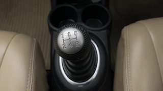 Used 2012 Honda Brio [2011-2016] S MT Petrol Manual interior GEAR  KNOB VIEW