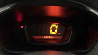 Used 2016 Renault Kwid [2015-2019] RXT Petrol Manual interior CLUSTERMETER VIEW