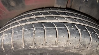 Used 2011 Toyota Etios Liva [2010-2017] G Petrol Manual tyres LEFT REAR TYRE TREAD VIEW