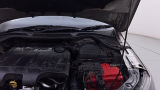 Used 2017 Skoda Rapid new [2016-2020] Ambition TDI AT Diesel Automatic engine ENGINE LEFT SIDE HINGE & APRON VIEW