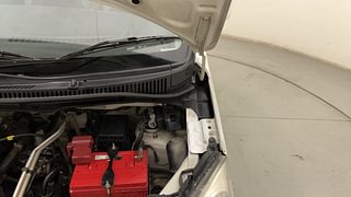 Used 2012 Maruti Suzuki Wagon R 1.0 [2010-2019] VXi Petrol Manual engine ENGINE LEFT SIDE HINGE & APRON VIEW