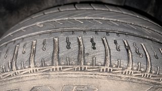 Used 2017 Skoda Rapid new [2016-2020] Ambition TDI AT Diesel Automatic tyres LEFT REAR TYRE TREAD VIEW