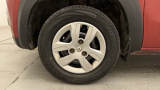 Used 2016 Renault Kwid [2015-2019] RXT Petrol Manual tyres LEFT FRONT TYRE RIM VIEW