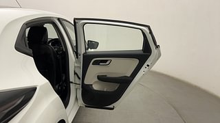 Used 2021 Tata Altroz XZ Plus 1.2 Dual Tone Petrol Manual interior RIGHT REAR DOOR OPEN VIEW