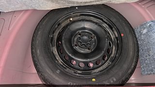 Used 2011 Toyota Etios Liva [2010-2017] G Petrol Manual tyres SPARE TYRE VIEW