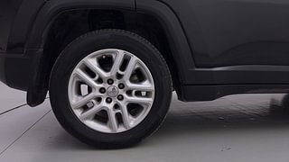 Used 2018 JEEP Compass [2017-2021] Limited 2.0 Diesel Diesel Manual tyres RIGHT REAR TYRE RIM VIEW