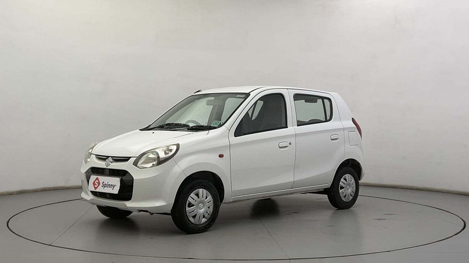 LEFT FRONT CORNER VIEW