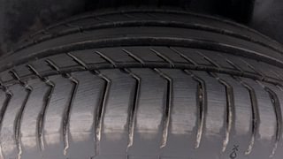 Used 2018 JEEP Compass [2017-2021] Limited 2.0 Diesel Diesel Manual tyres LEFT REAR TYRE TREAD VIEW