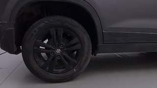 Used 2019 Maruti Suzuki Vitara Brezza [2016-2020] ZDi Diesel Manual tyres RIGHT REAR TYRE RIM VIEW