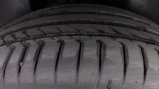 Used 2018 JEEP Compass [2017-2021] Limited 2.0 Diesel Diesel Manual tyres RIGHT REAR TYRE TREAD VIEW