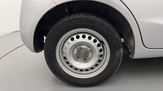 Used 2013 Honda Brio [2011-2016] E MT Petrol Manual tyres RIGHT REAR TYRE RIM VIEW