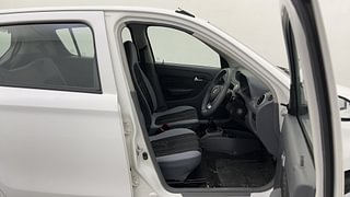 Used 2014 Maruti Suzuki Alto 800 [2012-2016] Lxi Petrol Manual interior RIGHT SIDE FRONT DOOR CABIN VIEW