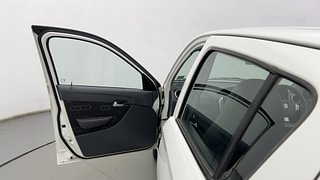 Used 2014 Maruti Suzuki Alto 800 [2012-2016] Lxi Petrol Manual interior LEFT FRONT DOOR OPEN VIEW