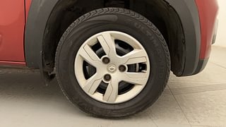 Used 2016 Renault Kwid [2015-2019] RXT Petrol Manual tyres RIGHT FRONT TYRE RIM VIEW