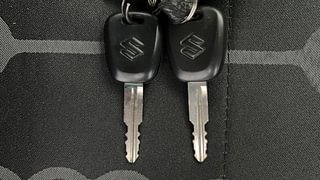 Used 2014 Maruti Suzuki Alto 800 [2012-2016] Lxi Petrol Manual extra CAR KEY VIEW