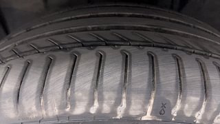 Used 2018 JEEP Compass [2017-2021] Limited 2.0 Diesel Diesel Manual tyres LEFT FRONT TYRE TREAD VIEW