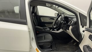 Used 2021 Tata Altroz XZ Plus 1.2 Dual Tone Petrol Manual interior RIGHT SIDE FRONT DOOR CABIN VIEW