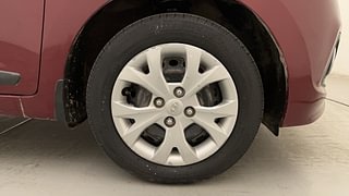 Used 2014 Hyundai Grand i10 Sportz 1.2 Kappa VTVT Petrol Manual tyres RIGHT FRONT TYRE RIM VIEW