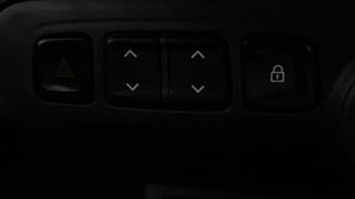 Used 2016 Renault Kwid [2015-2019] RXT Petrol Manual top_features Power windows