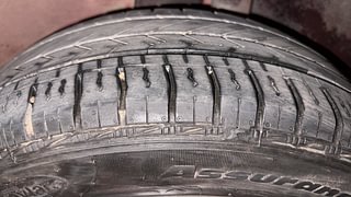 Used 2013 Ford Figo [2010-2015] Duratec Petrol ZXI 1.2 Petrol Manual tyres LEFT REAR TYRE TREAD VIEW