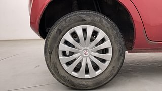 Used 2017 Datsun GO [2014-2019] T Petrol Manual tyres RIGHT REAR TYRE RIM VIEW