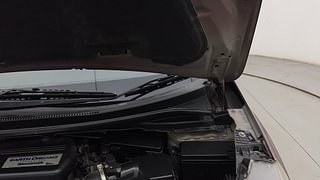 Used 2017 Honda WR-V [2017-2020] i-DTEC VX Diesel Manual engine ENGINE LEFT SIDE HINGE & APRON VIEW